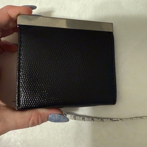 Unbranded (pu) leather- black. Flip turn lock coin/credit card wallet - Picture 2 of 7